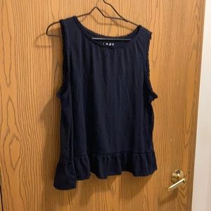 XL Loft sleeveless shirt in navy.